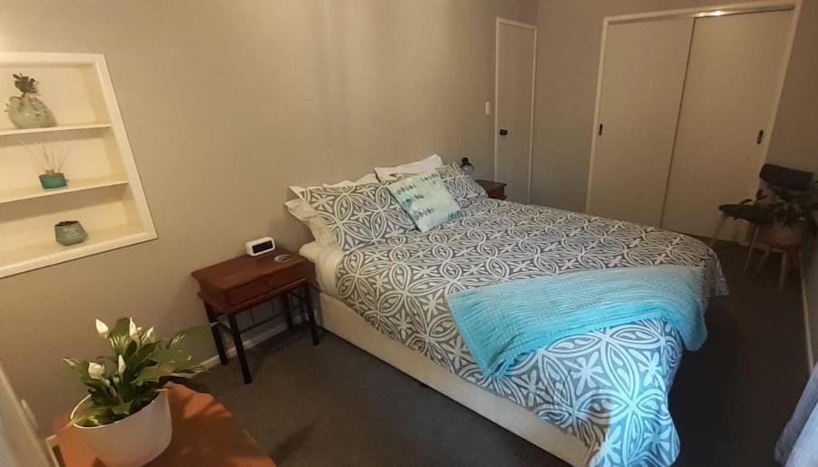 טאירואה Paku Peak Ocean View Apartment מראה חיצוני תמונה