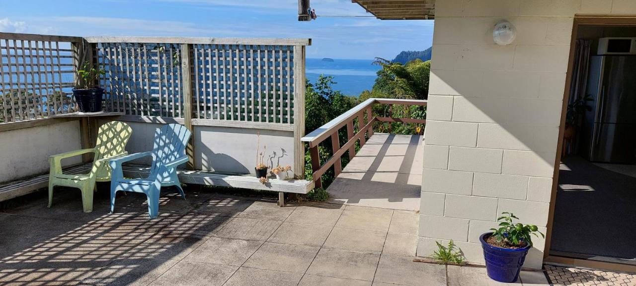 טאירואה Paku Peak Ocean View Apartment מראה חיצוני תמונה