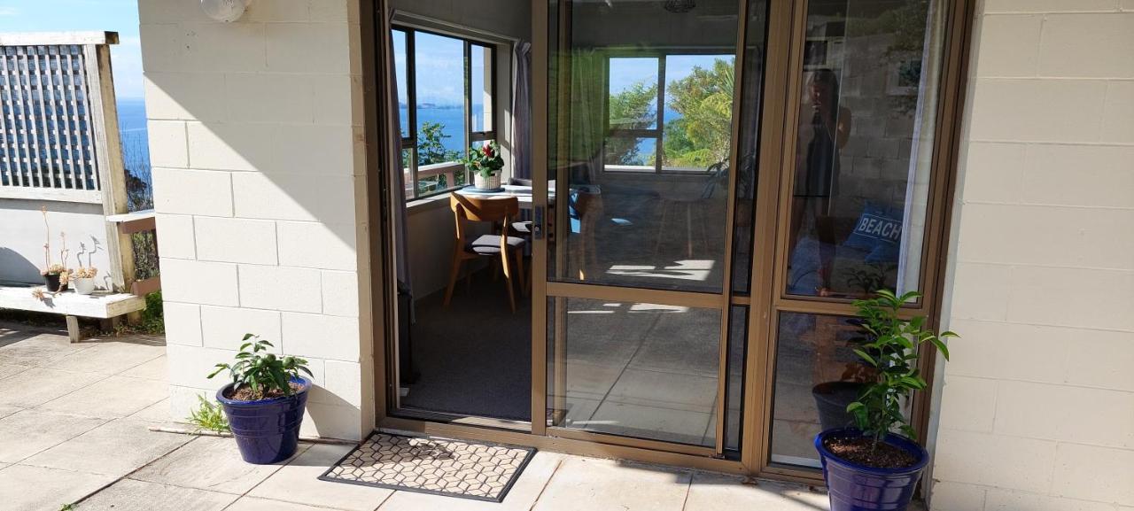 טאירואה Paku Peak Ocean View Apartment מראה חיצוני תמונה